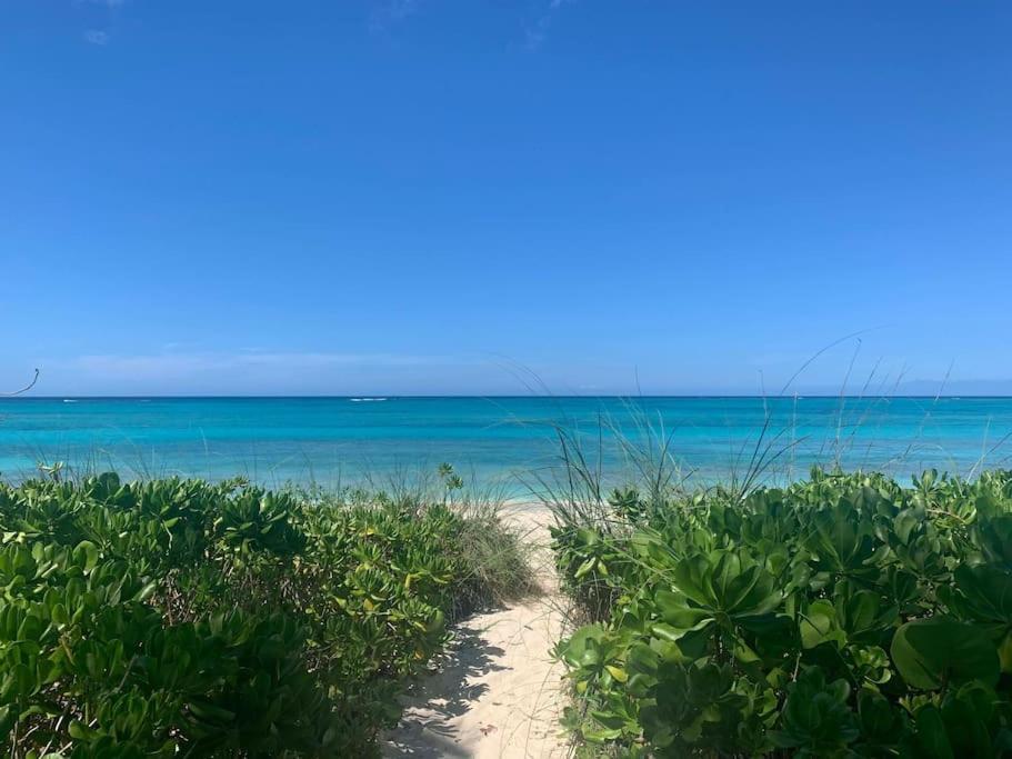 Beach'Nbarefoot ناسو المظهر الخارجي الصورة